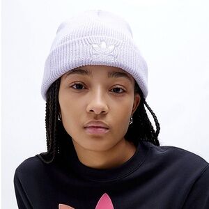 EUC adidas Light Purple/Lilac Trefoil Beanie. Size OS.